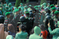 NEWS - Zahl der Toten in Indonesien steigt auf über 1200