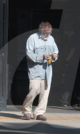 EXKLUSIV - Nick Nolte traurig auf Shoppingtour in Malibu