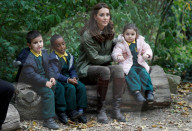 PEOPLE - Kate die Herzogin von Cambridge besucht die Sayers Croft Forest School
