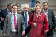 NEWS - Grossbritannien: Boris Johnson wettert am Parteitag der Konservativen
