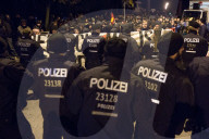 NEWS - Berlin: 'Wir für Deutschland' Marsch und 'Deutschland ist Brandstifter' Gegendemo