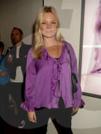 PEOPLE - Kate Moss besucht die Chris Levine Ausstellung in London