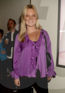 PEOPLE - Kate Moss besucht die Chris Levine Ausstellung in London