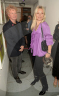 PEOPLE - Kate Moss besucht die Chris Levine Ausstellung in London