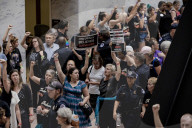 PEOPLE - Amy Schumer nach Protest gegen Brett Kavanaugh in Washington verhaftet