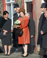 PEOPLE - Die Dreharbeiten zu The Crown laufen auf Hochtouren