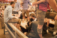 FEATURE - Oktoberfest in München