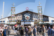 FEATURE - Oktoberfest in München