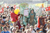 NEWS - Deutschland: Zehntausende protestieren am Hambacher Forst für Kohle-Ausstieg