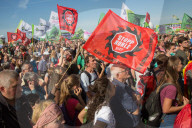 NEWS - Deutschland: Zehntausende protestieren am Hambacher Forst für Kohle-Ausstieg