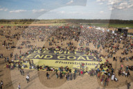 NEWS - Deutschland: Zehntausende protestieren am Hambacher Forst für Kohle-Ausstieg