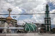 NEWS - Indonesien: VerwÃ¼stung nach Erdbeben und Tsunami auf Sulawesi (weitere Bilder)