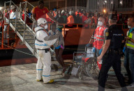 NEWS - Spanien: Gerettete Flüchtlinge in Malaga