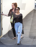PEOPLE - Kourtney Kardashian verlässt die TV-Studios 
