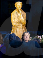 NEWS - 70 Jahre Allgemeine Erklärung der Menschenrechte: Hillary Clinton in Oxford