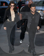 PEOPLE - Bella Hadid feiert mit The Weeknd ihren 22. Geburtstag in New York
