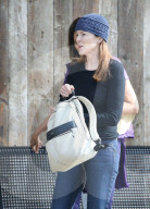 EXKLUSIV - Nach Heilung von Brustkrebs: Marcia Cross in Malibu unterwegs 