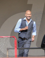PEOPLE - Julia Louis-Dreyfus und Keegan-Michael Key bei Dreharbeiten zu 'Veep'
