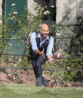 PEOPLE - Julia Louis-Dreyfus und Keegan-Michael Key bei Dreharbeiten zu 'Veep'