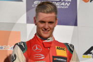 PEOPLE - Mick Schumacher freut sich über den Sieg der Meisterschaft bei der FIA Formel 3