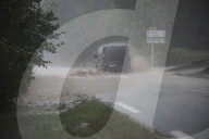 NEWS - Frankreich: Überschwemmungen nach heftigen Regenfällen