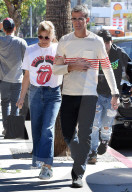 PEOPLE - Selma Blair mit ihrem Freund unterwegs in Los Angeles