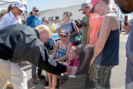 Trumps visit hurricane-struck Florida