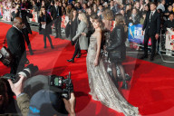 PEOPLE - Schwanger? Dakota Johnson an der 'Suspiria' Premiere in London