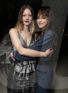 PEOPLE - Promis an der 'Suspiria' Premiere in London