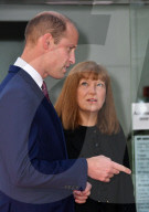 PEOPLE - Prinz William an der Premiere von 'They Shall Not Grow Old' in London