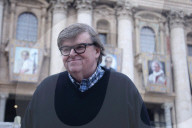 NEWS - Vatikan: Michael Moore trifft Papst Franziskus