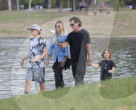 EXKLUSIV - Gavin Rosedale mit Sophia Thomalla und seinen Jungs am Balboa Lake