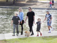 EXKLUSIV - Gavin Rosedale mit Sophia Thomalla und seinen Jungs am Balboa Lake