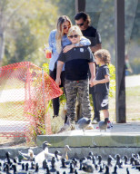 EXKLUSIV - Gavin Rosedale mit Sophia Thomalla und seinen Jungs am Balboa Lake