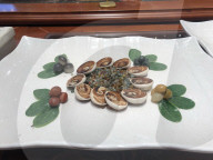 FEATURE - Leckeres aus Stein und Jade im Museum in Hami
