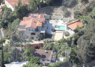 EXKLUSIV - Neues Haus: Justin Bieber schaut sich das Anwesen von Rihanna an