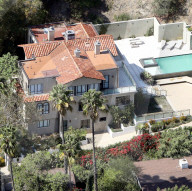 EXKLUSIV - Neues Haus: Justin Bieber schaut sich das Anwesen von Rihanna an