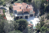 EXKLUSIV - Neues Haus: Justin Bieber schaut sich das Anwesen von Rihanna an