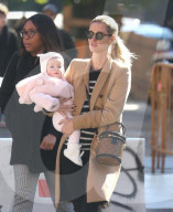 PEOPLE - Promis schleppen ihre Kinder