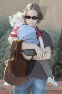 PEOPLE - Promis schleppen ihre Kinder