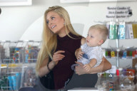 PEOPLE - Promis schleppen ihre Kinder