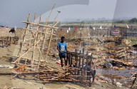 NEWS - Indien: Fluss Jamuna leidet nach Durga-Puja-Festival massiv