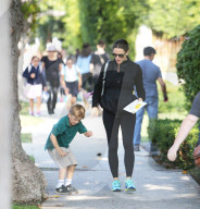 PEOPLE - Jennifer Garner und Energiebündel Samuel unterwegs