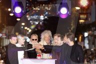 PEOPLE - 'Bohemian Rhapsody' an der Carnaby Street in London