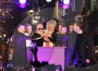 PEOPLE - 'Bohemian Rhapsody' an der Carnaby Street in London