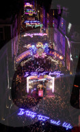 PEOPLE - 'Bohemian Rhapsody' an der Carnaby Street in London