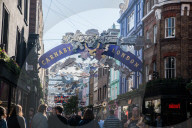 PEOPLE - 'Bohemian Rhapsody' an der Carnaby Street in London