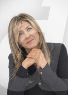 PORTRAIT - Jennifer Aniston