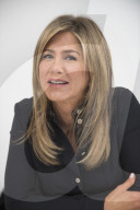 PORTRAIT - Jennifer Aniston