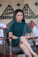 PEOPLE - Royal Tour: Meghan fühlt ihren Babybauch 